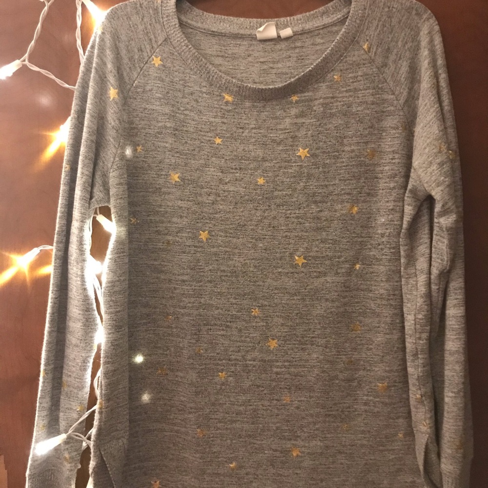 gap shirt w stars!!